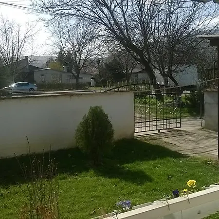 Fox Скопье